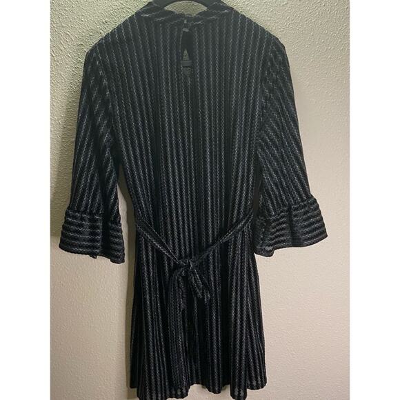 ModCloth Black Fab Feedback Mock Neck Dress Sz M - Picture 8 of 8